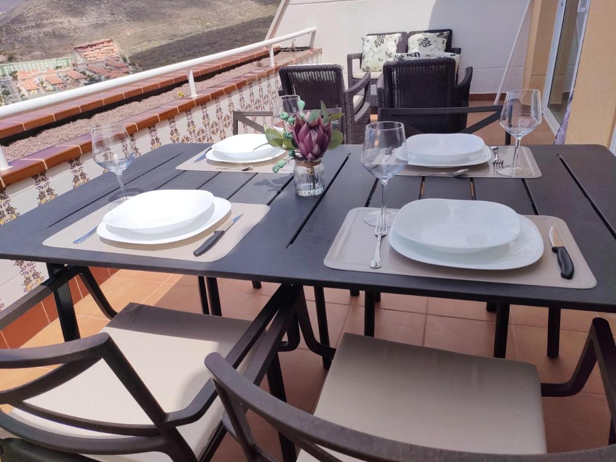 Beautiful Sunset View Apartment Costa Adeje (Tenerife)